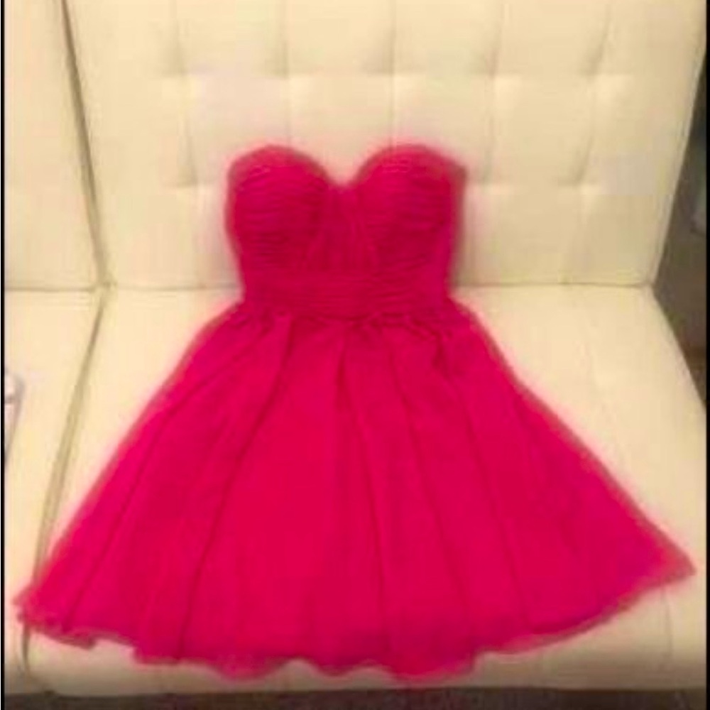 Size: jr 8/women’s Small